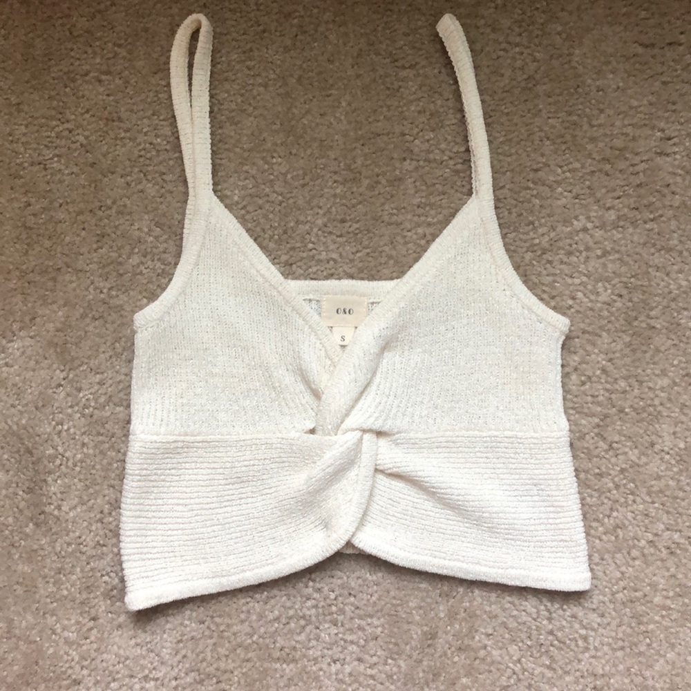 Front knot crop top 🤍🤎💛